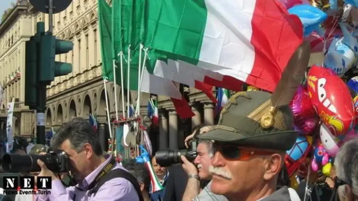 Парад альпийцев в Турине - Элитные горные войска Италии на параде