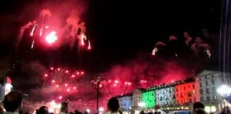 Турин: день города, посвященный Святому Иоанну Крестителю Турин день города 2011 Салют