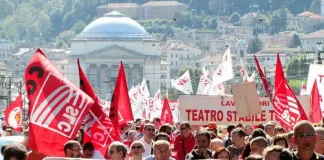 Генеральная забастовка профсоюзов Италии Турин репортаж NET Генеральная забастовка профсоюзов Италии