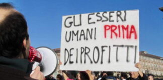 Возмущенные Турина вышли на площадь -Indignati