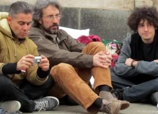 Интервью indignados Турина — Один из лидеров манифестации студентов