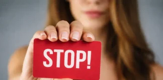 Международный день против насилия в отношении женщин в Турине: что было в 2011 году и куда обращаться за помощью в Италии Турин - Нет насилию над женщинами