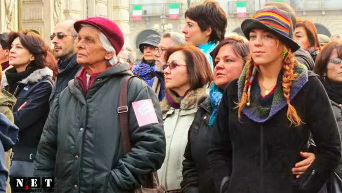 Итальянские феминистки в Турине вышли на улицу