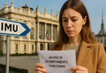 Налоги на недвижимость для россиян в Италии: правила 2025 года Русская женщина в Италии читает письмо о налоге на квартиру в России