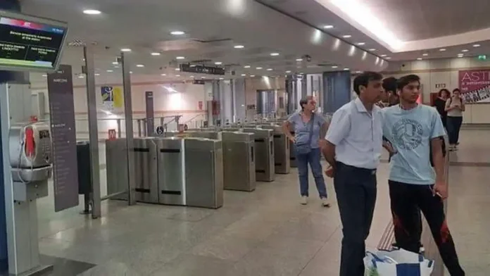 Пассажиры метро Турина оказались в кромешной тьме на 10 минут