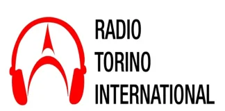 Радио Торино Интернешнл: Румынская община в Италии на 90,0 Студия Radio Torino International в Турине международное радио для румынской общины