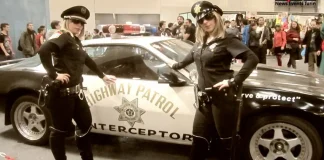 В Турине прошел комикс фестиваль Torino Comics 2013 Откройте для себя волшебство Турин Комикс 2013 - смотреть фото видео ежегодный фестиваль, объединивший любителей комиксов, косплея и поп-культуры в Турине. От ярких парадов косплееров до захватывающих мастер-классов и выставок, фестиваль представил уникальное погружение