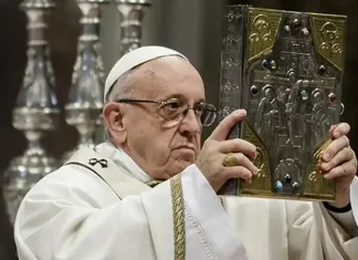 Папу Римского Франциска ждут на книжную ярмарку в Турине Папа Римский Франциск приедет в Турин