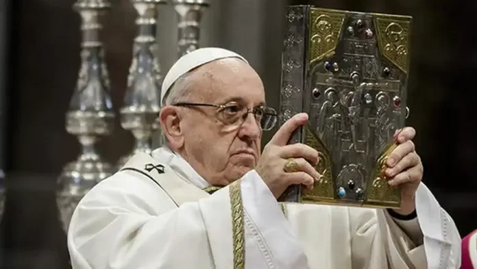 Папа Римский Франциск приедет в Турин