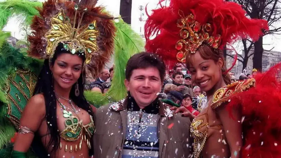 Карнавальное шествие в центре Турина