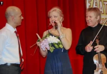 Asociaţia Frăţia şi Grupul Pro Art «Paşte fericit» Torino Foto Video Asociaţia Frăţia şi Grupul Pro Art "Paşte fericit" Torino Foto Video