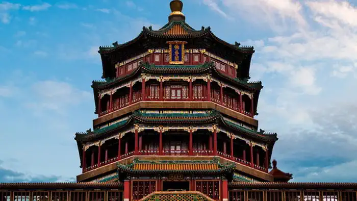 Пекин – столица Китая, один из четырех древнейших городов страны