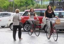 Красота и аутентичность: Жизнь в Турине воплощена на уличных фотографиях Италии 2014 Жить в Турине - Уличные фотографии Италия