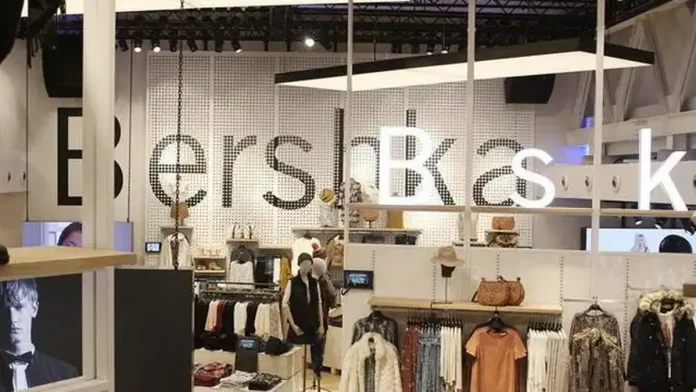 Открытие модного магазина Bershka в Турине