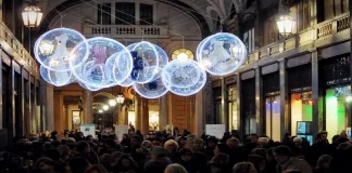 Гирландайо Турина: Сияние Истории в Сердце Города Необычные модные гирлянды Турина