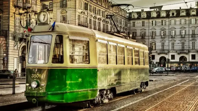 Трамвай Турин общественный транспорт