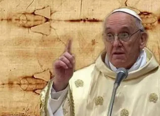 Папа Римский посетил Турин, чтобы поклониться Туринской Плащанице Папа Римский визит в Турин поклонение Плащанице