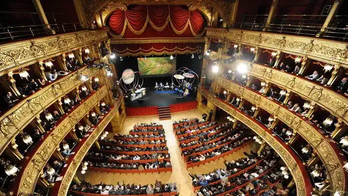 Театр Каринано в Турине полное описание