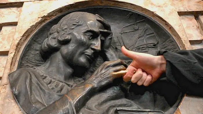 Палец Колумба в Турине Потрите мизинец Колумба и вам в ближайшем времени обязательно улыбнется удача