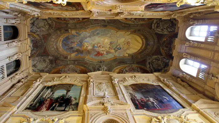 Потолки королевского дворца в Турине