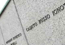 Русские в Италии — Дань памяти советским партизанам в Турине Советские партизаны в Италии - Возложение венков у могил советских партизан в Италии Турине