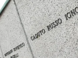 Советские партизаны в Италии - Возложение венков у могил советских партизан в Италии Турине