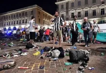 Паника и давка на площади Сан Карло привели к тысячам раненых в Турине Ложная тревога бомбы в Турине, тысячи раненых при созданной панике и давке.