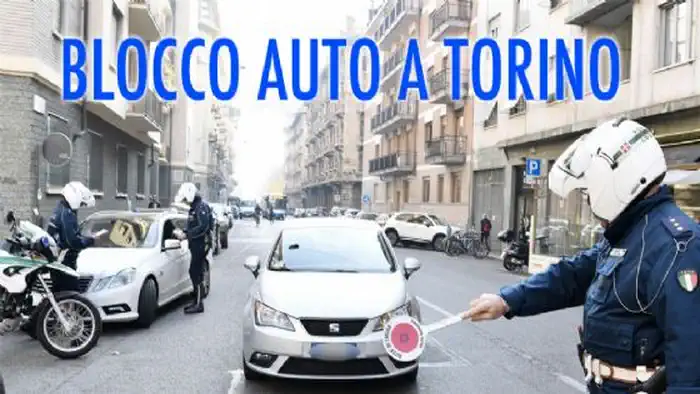 В Турине часто вводят запрет на движения авто в связи с загрязнением воздуха