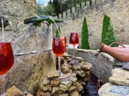 В Италии открывается бесплатный винный фонтан