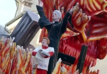 Шок на карнавале в Италии священник педофил с алтарным мальчиком в огне Священник педофил в Италии вызвал шок на карнавале