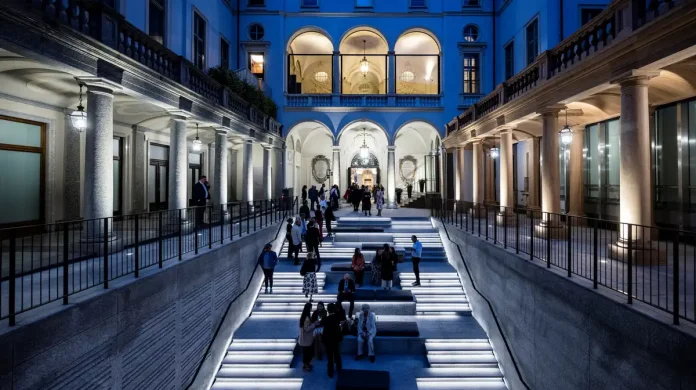 Музей фотографии в Турине- Gallerie d'Italia - Piazza San Carlo