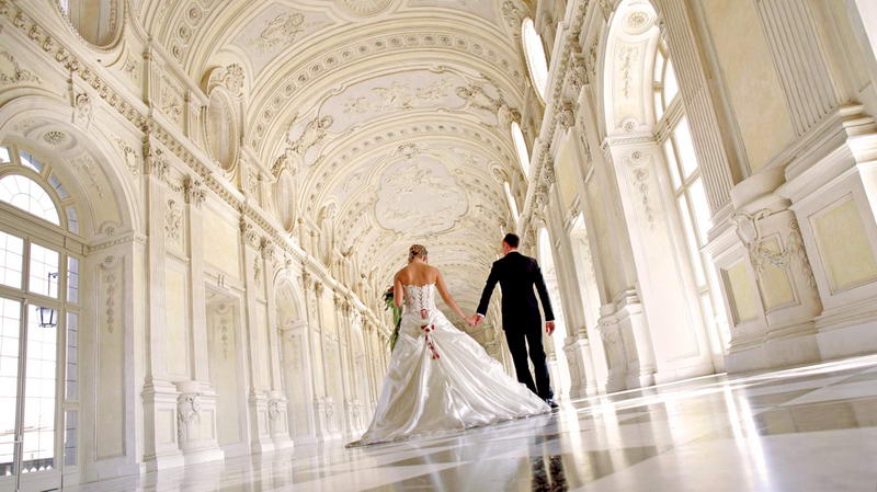 Свадьба в Италии в Королевском дворце Венария Реале в Турине