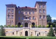 Герцогский замок Алье Пьемонт, семивековая история и красота Castello di Aglié Дворцы и замки Турина Италия Алье