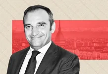 Новый мэр Турина Стефано Ло Руссо: кто он, что значит «левоцентрист» и почему это важно Новый мэр Турина Италия коммунист