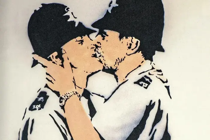 Бэнкси целующиеся полицейские