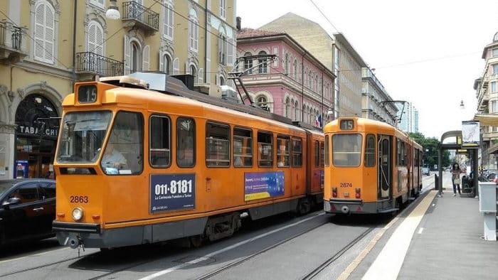 Турин прощается с историческими оранжевыми трамваями