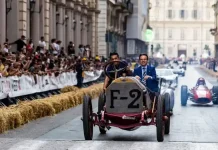 Неделя Autolook 2025: площадь Сан-Карло становится автомобильным музеем Турин – Неделя Autolook на площади Сан-Карло