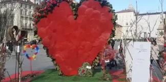 День Валентина в Турине, продавцы просят праздновать всю неделю День Валентина в Турине, продавцы просят праздновать всю неделю