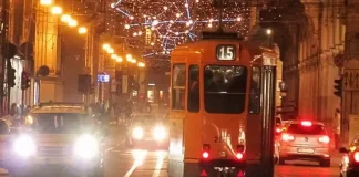 Прощание с Иконами Турина: Оранжевые Трамваи Уступают Место Новинкам Оранжевые трамваи Турина уходят в прошлое