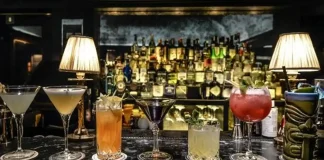 Откройте для себя лучшие коктейль-бары Турина: Путеводитель по искусству аперитива Коктейли в Турине где выпить?