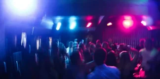 Где провести ночь в Турине: клубы, концерты и вечеринки — актуальный гид Клубы и вечера в Турине где послушать живую музыку, потанцевать и выпить в Турине