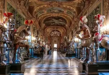 Королевская оружейная палата Турина: сокровища Королевских музеев среди элегантных доспехов и исторического оружия Королевская оружейная палата Турина