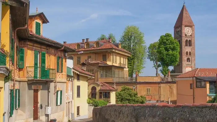 Риволи расположенный на окраине Турина, является настоящей жемчужиной.