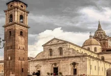 Величественный Собор Иоанна Крестителя в Сердце Турина — Блеск веры Cappella della Sindone Кафедральный собор Турина Иоанна Крестителя важны й культурный и религиозный памятник города