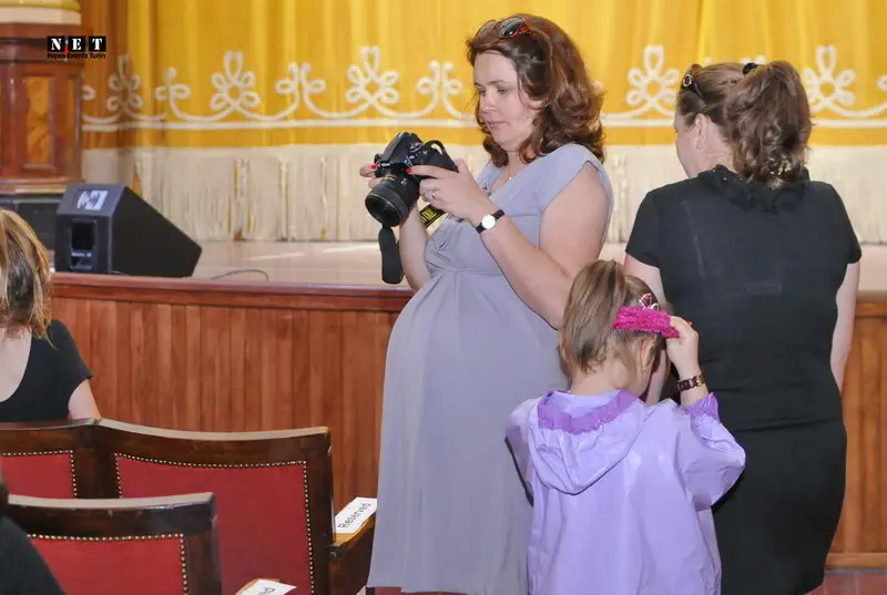 Русский фестиваль в Турине Италия 2015 беременная женщина фотограф