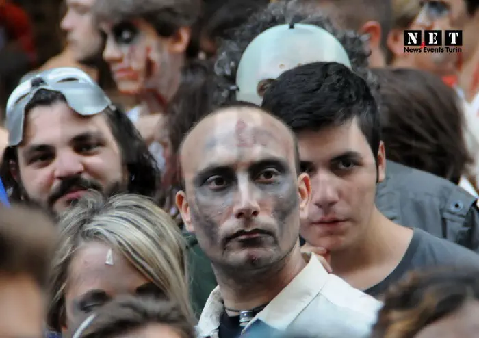 Зомби Турин Италия 2013 похож несколько на знакомого персонажа из политики