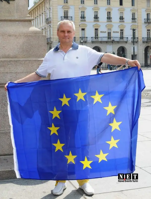 Noi suntem în Europa Italia Torino și suntem cel mai foarte puterea care aduce Europa acasă Victor Cojocaru