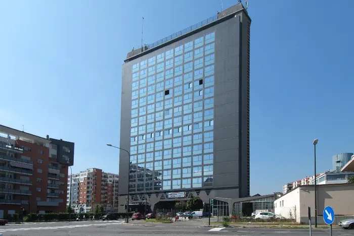 Torre Lancia был штаб-квартирой автомобильной компании Lancia