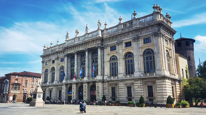 Дворцы и Музеи Италии Турин Дворец Мадама