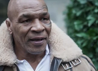 Майк Тайсон в Турине: Легенда, Кино и Неожиданные Открытия Откройте для себя новую главу в жизни Майка Тайсона в Турине - его участие в съемках фильма 'Человек-кролик', встречу с поклонниками, уникальные гастрономические предпочтения и влияние визита на город. Присоединяйтесь к нам, чтобы исследовать, как легенда бокса вдохновляет и преображается, оставаясь верным своим корням и исследуя новые горизонты